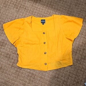 NWOT- Linen blend top